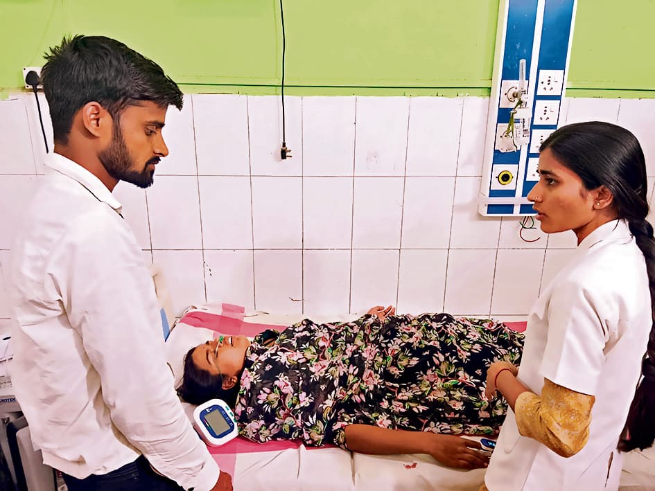 मैट्रिक परीक्षा के दौरान आठ परीक्षार्थी की बिगड़ी तबीयत