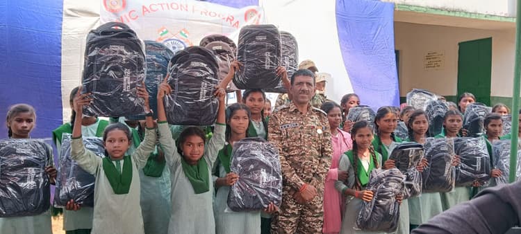 Giridih News : मुख्यधारा में लौटें भटके हुए लोग : दलजीत सिंह