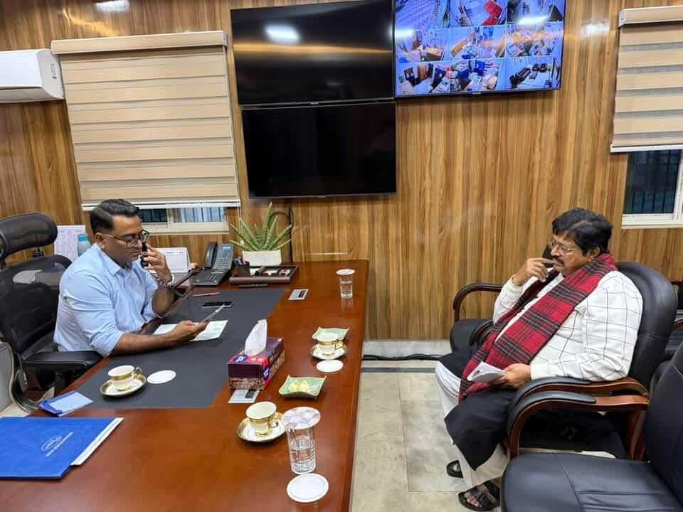 विधायक ने क्षेत्रीय समस्या से डीसी को कराया अवगत