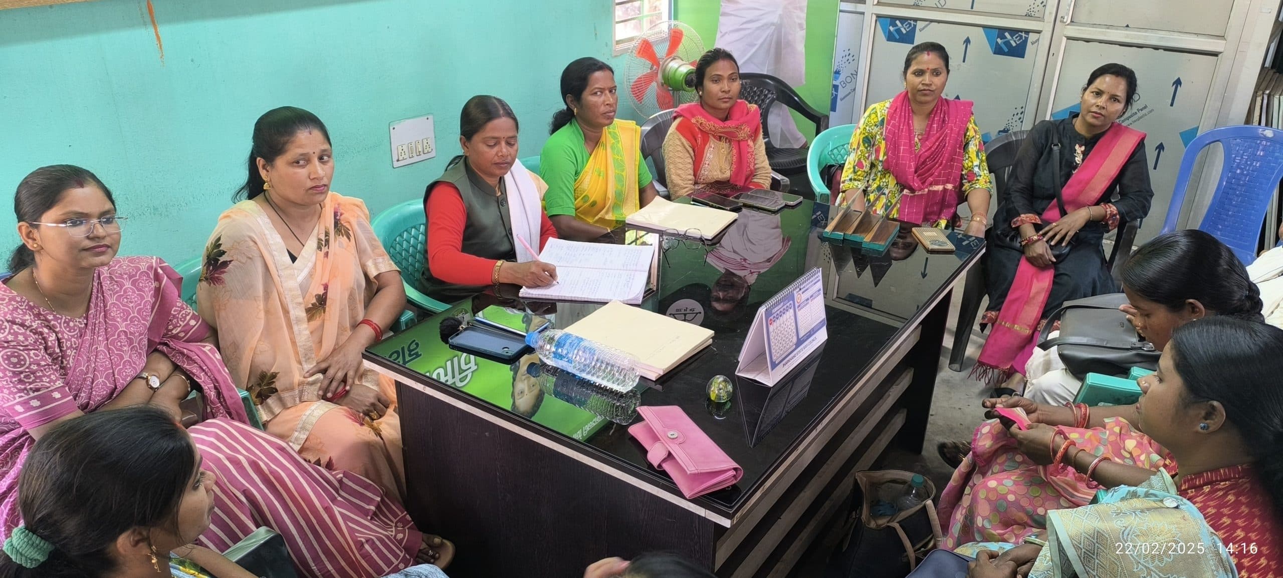 Giridih News : झामुमो के स्थापना दिवस समारोह को ऐतिहासिक बनाने का निर्णय