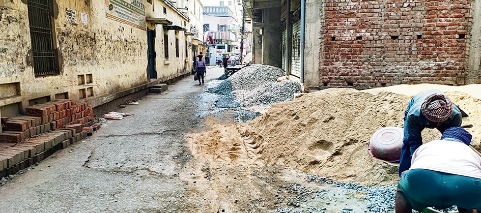 Gaya News : फाइन की चेतावनी के बाद भी नहीं बदल रही मुहल्लों की स्थिति