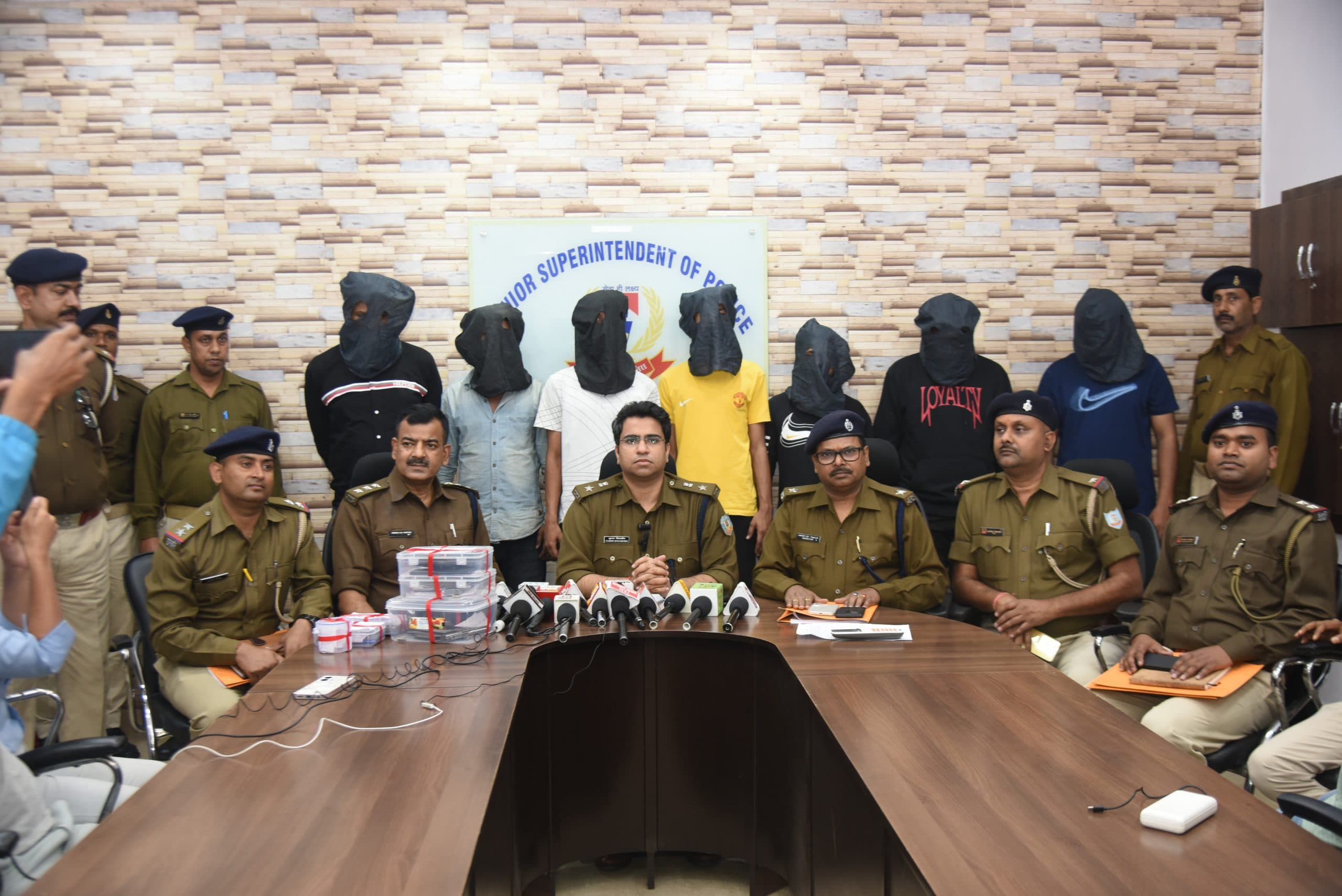 Jamshedpur News : धातकीडीह फायरिंग में सात गिरफ्तार, तीन पिस्तौल, सात गोली बरामद