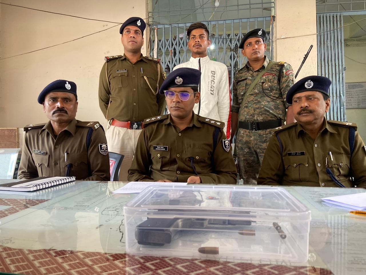 अगरवा के प्रॉपर्टी डीलर कृष्णा हत्याकांड का खुलासा, हथियार के साथ शार्प शूटर गिरफ्तार