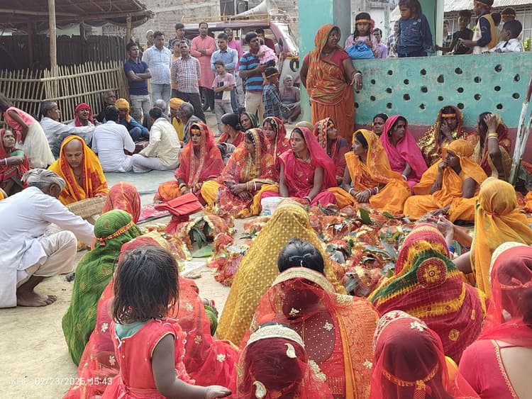 बूढ़ी माता पूजा को लेकर निकाली गई कलश शोभायात्रा