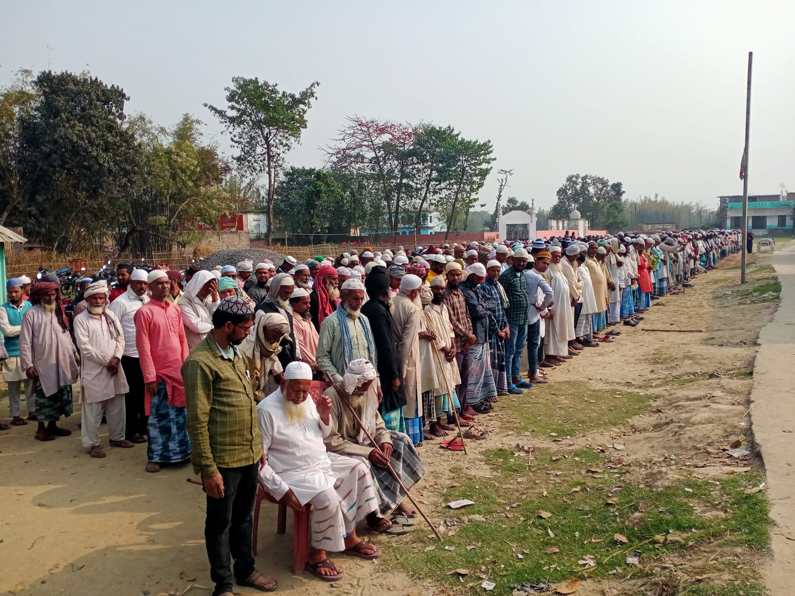 नोएडा से मजदूर का शव पहुंचते ही मचा कोहराम