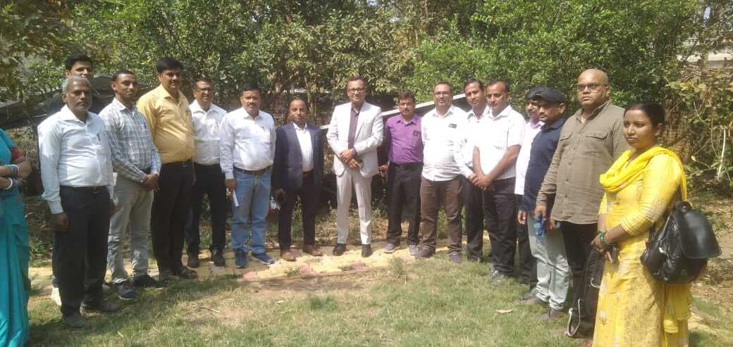 योजनाओं का लाभ लेकर आमदनी बढ़ायें किसान : कृषि निदेशक