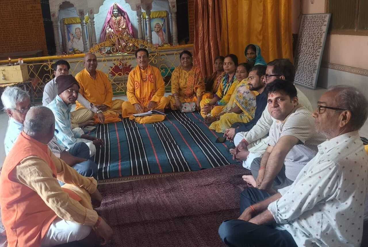 अनुमंडल स्तरीय प्राणवान गायत्री परिवार सदस्यों की गोष्ठी आयोजित