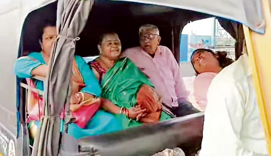 Rourkela News: राउरकेला एयरपोर्ट से बिना कारण बताये विमान सेवा रद्द करने पर यात्रियों में रोष