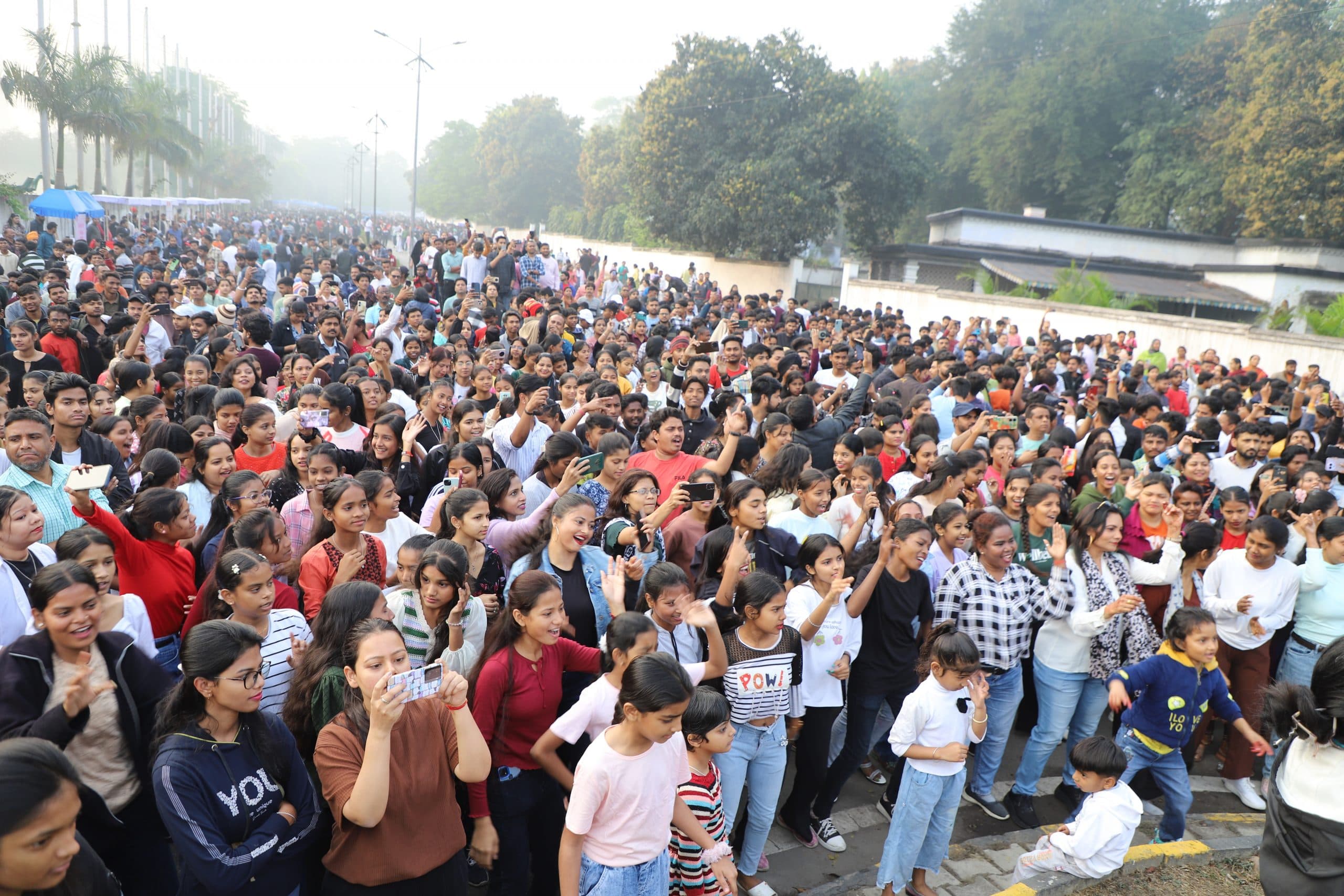 जैम स्ट्रीट में 10,000 लोगों ने की मस्ती