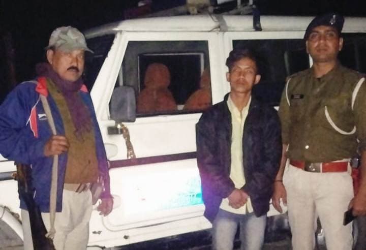 पत्नी की हत्या का आरोपित पति को पुलिस ने किया गिरफ्तार, भेजा जेल