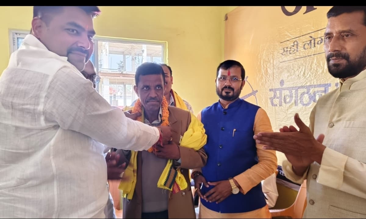 जन सुराज के प्रखंड कमेटी का गठन, रामप्रवेश गुप्ता बने प्रखंड अध्यक्ष