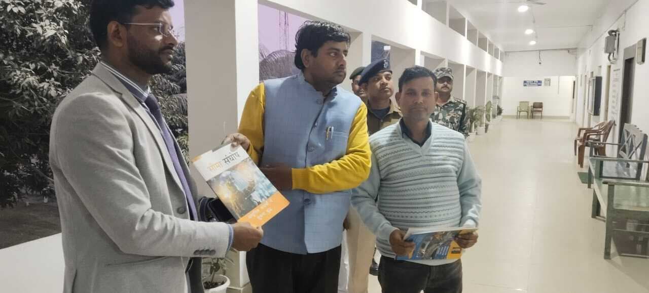 शिक्षकों को नहीं मिलता है समय पर वेतन