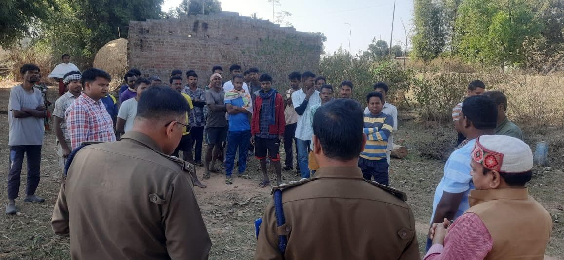 अफीम की खेती के खिलाफ ग्रामीणों को किया जागरूक