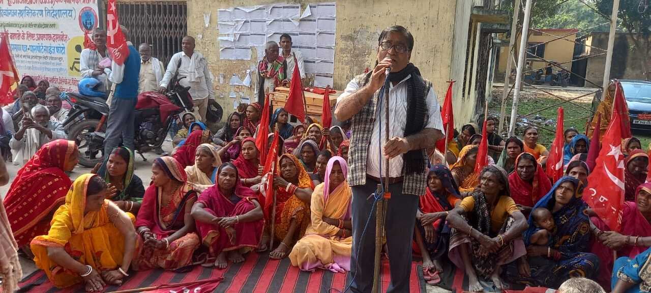 केंद्र सरकार के जन विरोधी नीतियों के चलते आसमान छू रही है महंगाई: संजय