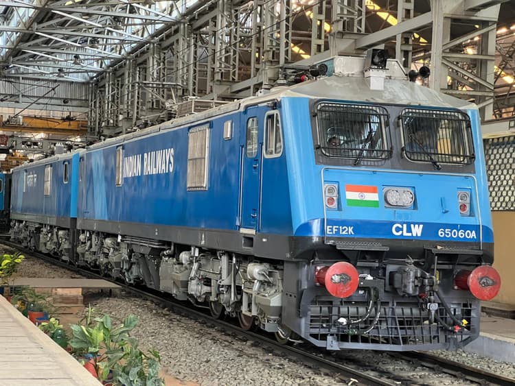 चिरेका ने 600 रेलइंजन का उत्पादन कर रचा इतिहास