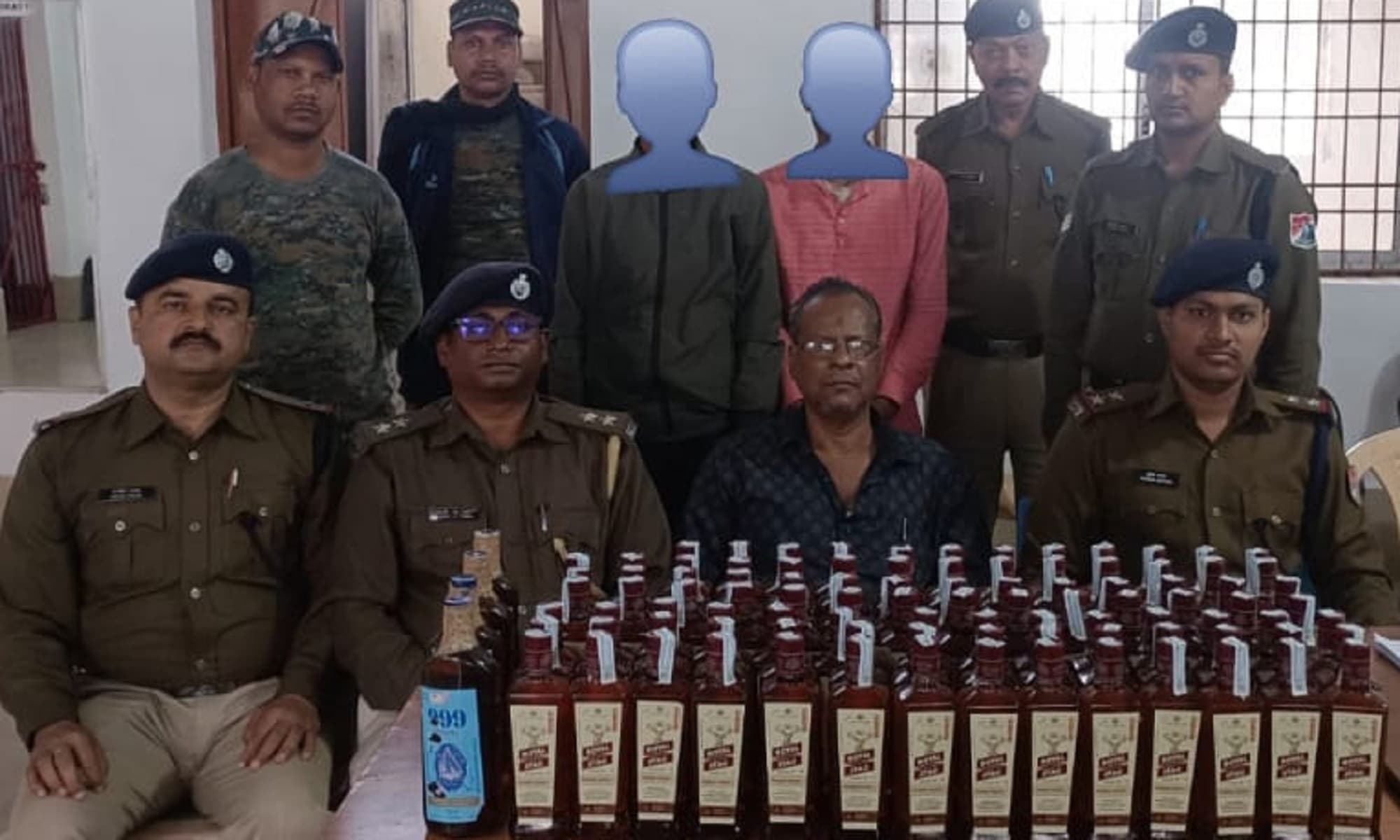 Bokaro News : भारी मात्रा में शराब जब्त, दो गिरफ्तार