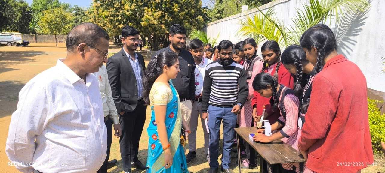 मिसाइल प्रक्षेपण यंत्र से लेकर प्रदूषण बचाव तक बनाये मॉडल