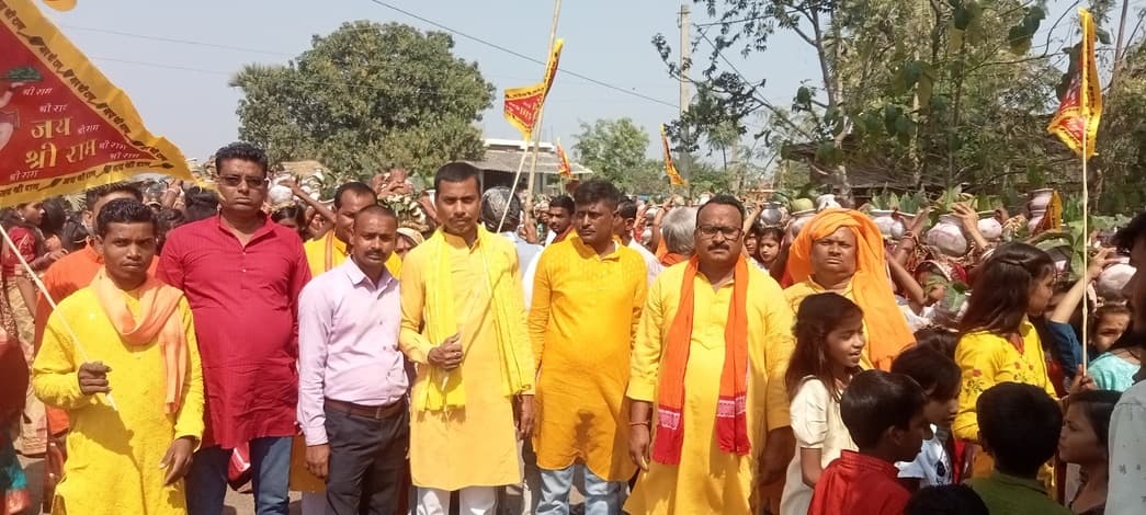 बजरंगबली के प्राण-प्रतिष्ठा को लेकर निकाली गयी कलश शोभा यात्रा