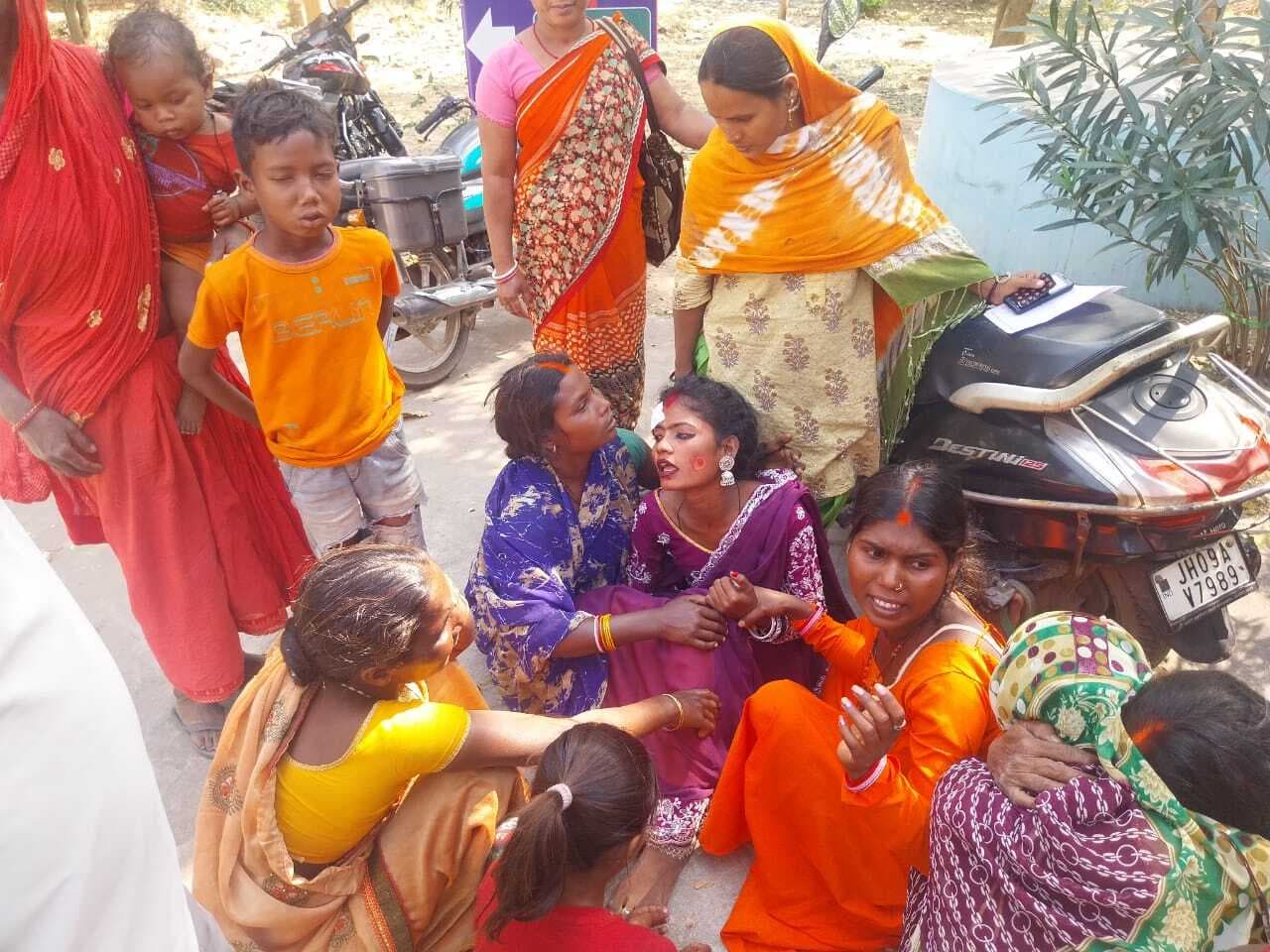 Bokaro News : ट्रक की चपेट में आकर पति की मौत, पत्नी घायल