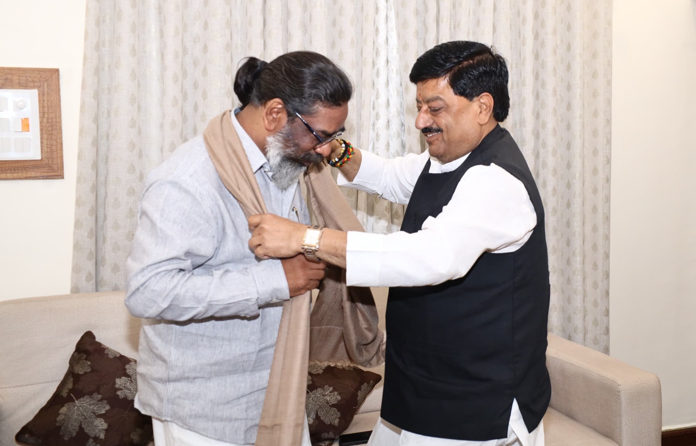 Bokaro News : मुख्यमंत्री से मिले पूर्व सांसद, क्षेत्र की समस्याएं बतायी