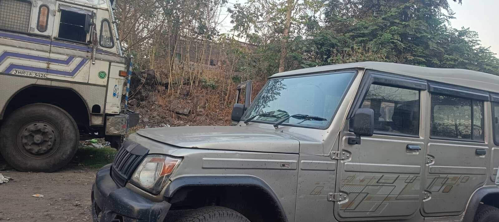 Dhanbad News : मॉर्निंक वाक कर रहीं विधायक मथुरा के घर की दो बहुओं को सीआइएसएफ के बोलेरो ने मारा धक्का, दोनों घायल