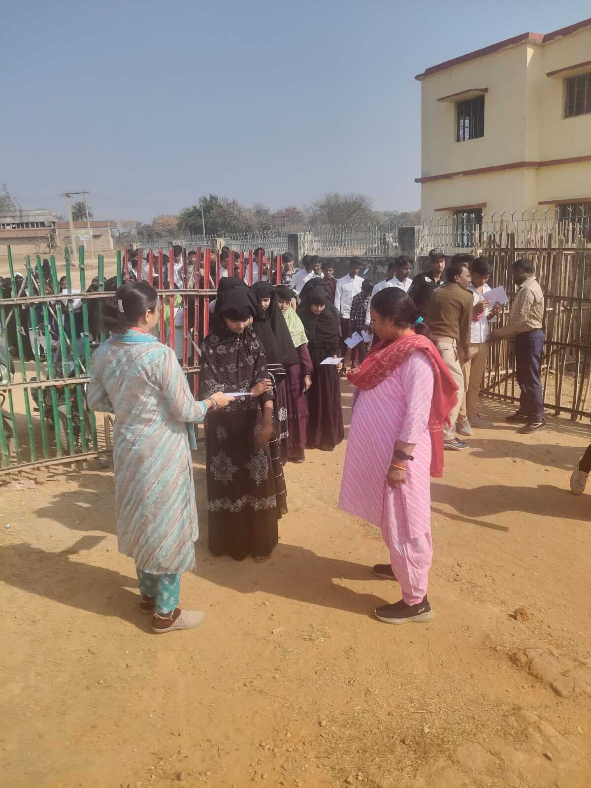 शांतिपूर्ण ढंग से संपन्न हुई माध्यमिक परीक्षा