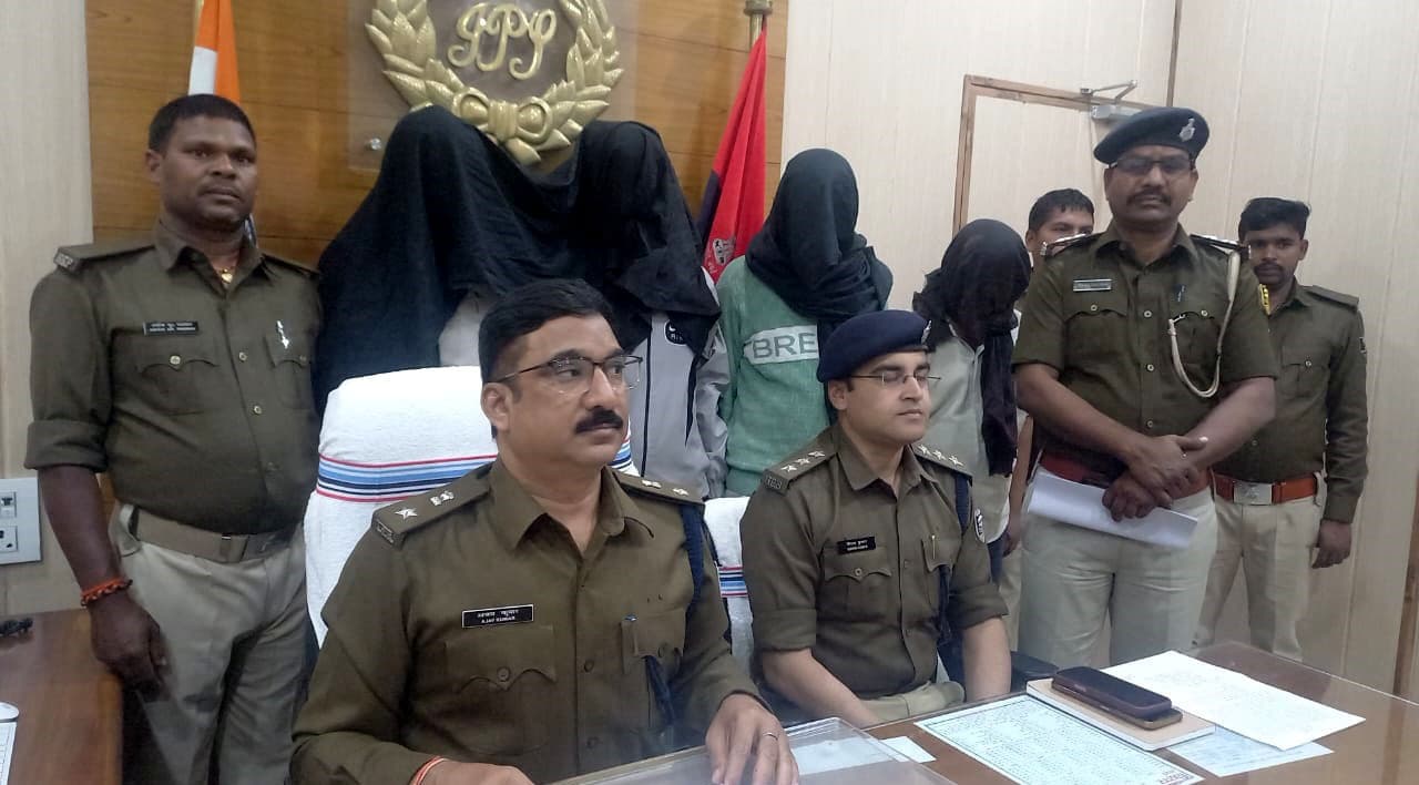 घर पहुंचाने के नाम कार सवार लूटने वाले गिरोह का पर्दाफाश