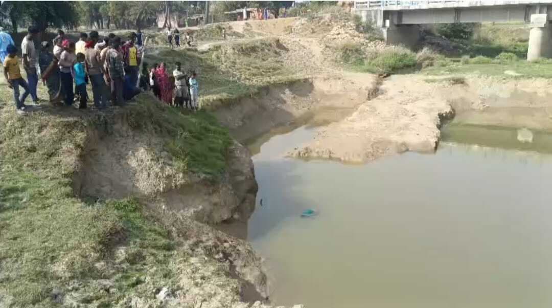 सामे नदी में महिला का शव तैरती हुई मिली