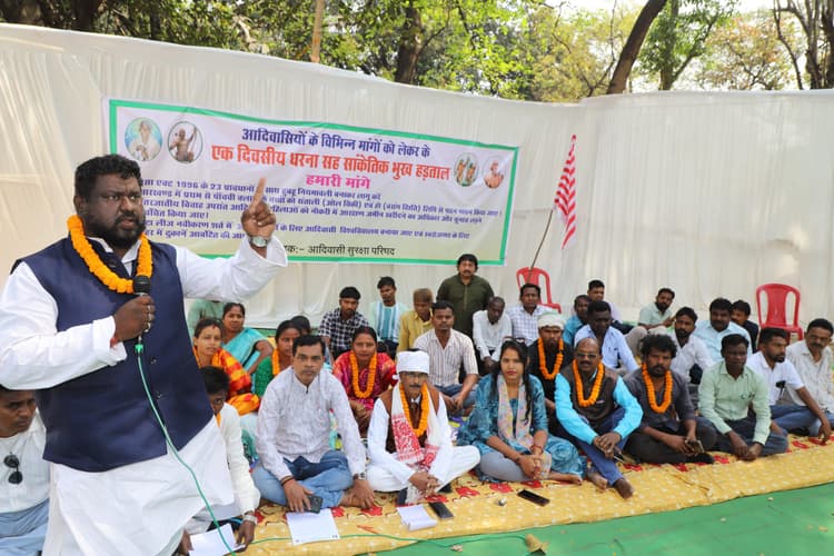 Jamshedpur news.पेसा कानून को अनुसूचित क्षेत्रों में जल्द लागू करे राज्य सरकार : रमेश हांसदा