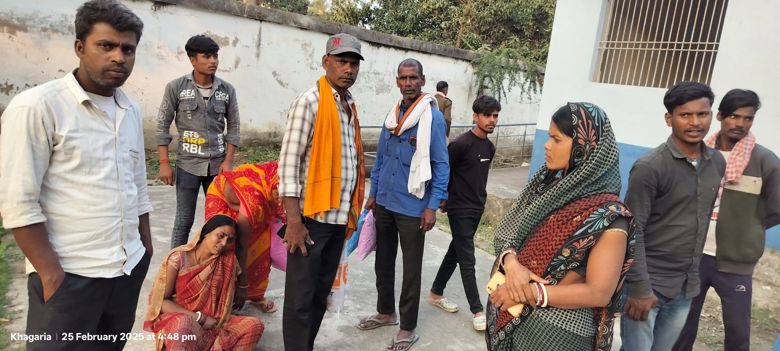 पति के प्रदेश जाने की भनक लगते ही प्रेमिका से मिलने खेत पहुंचे प्रेमी ने मार दी गोली, जख्मी