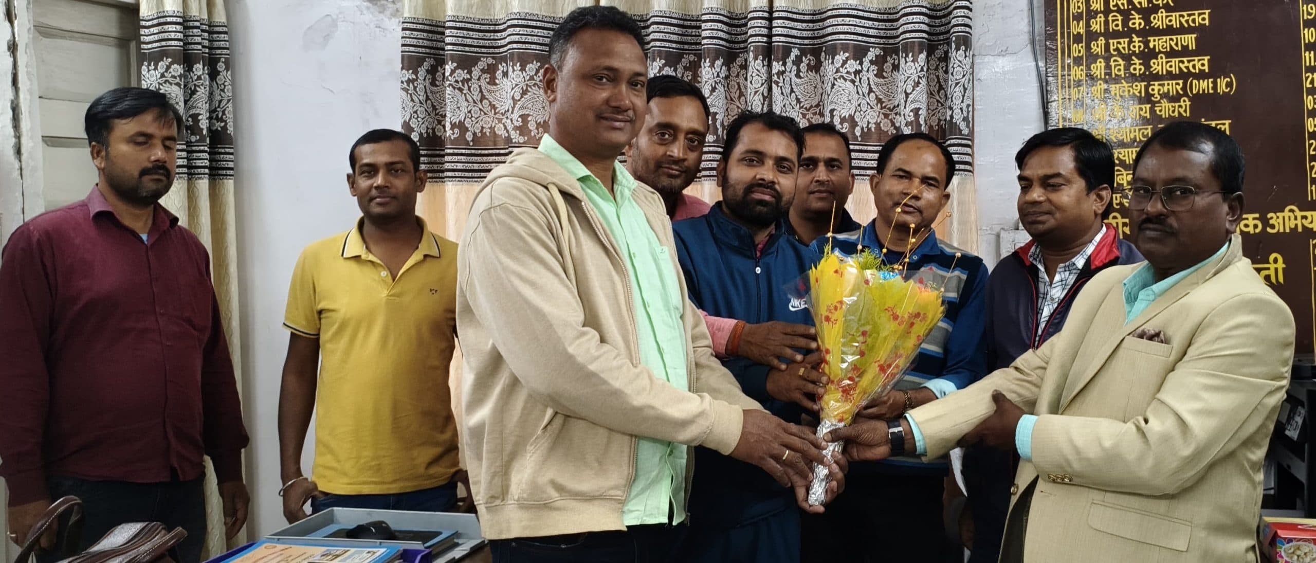 Bokaro News : रेलवे की सेवाओं को और बेहतर बनाया जायेगा : जेके पात्रा