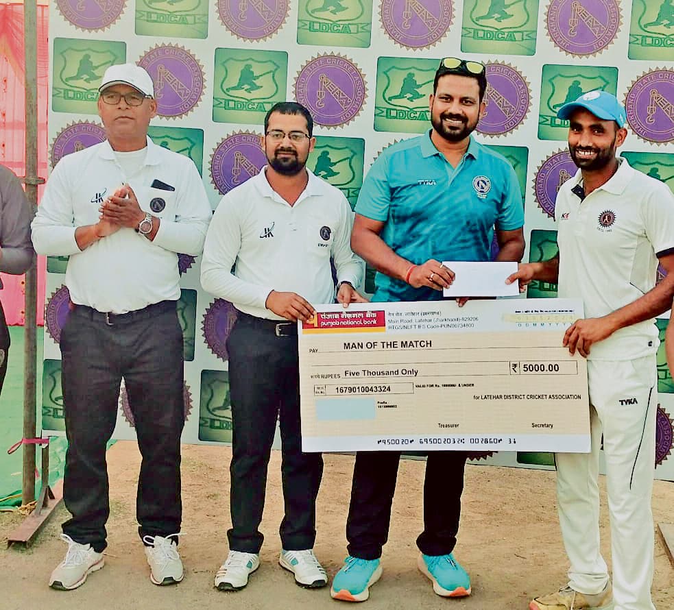 chaibasa news: पलामू को पराजित कर पश्चिमी सिंहभूम क्वाफा में