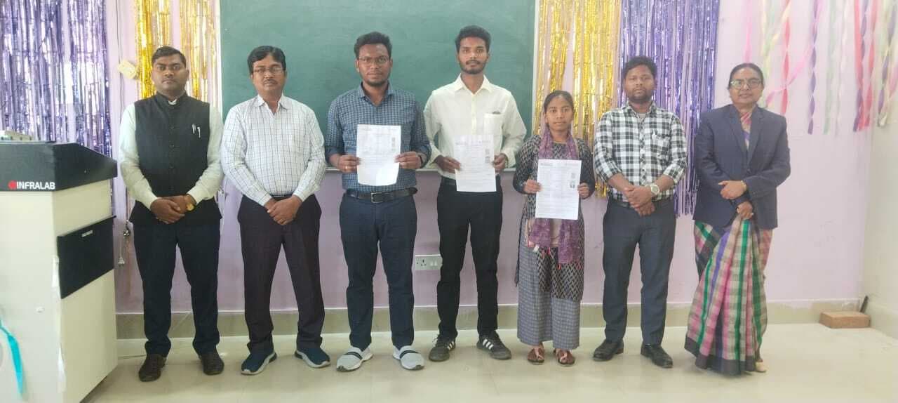 संताली विभाग के पीजी के आठ छात्रों ने पास की नेट की परीक्षा