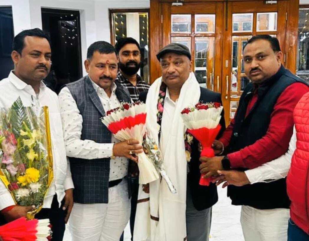 सुनील कुमार सिंह की सदस्यता बहाल होने पर जताया हर्ष