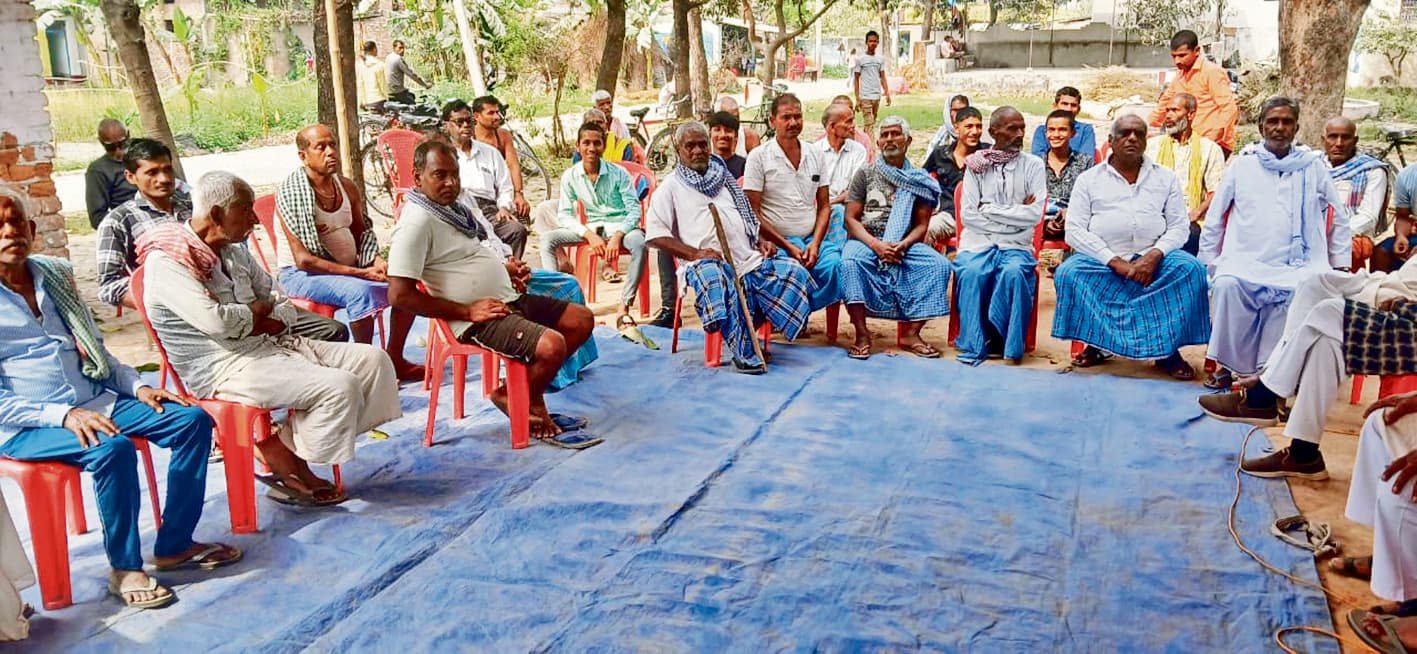 hajipur news. चकसिकंदर रेलवे स्टेशन के पास गुमटी संख्या 41सी पर अंडरपास बनाने की मांग