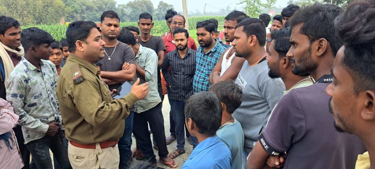 हथियार का भय दिखा कर अपराधियों ने सीएसपी संचालक से लूटे 1.54 लाख रुपये