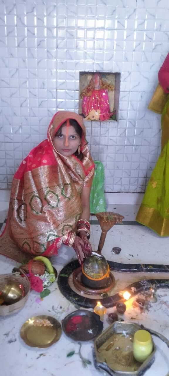 सजाये गये शहर व गांव के शिवालय, निकाली गयी बरात