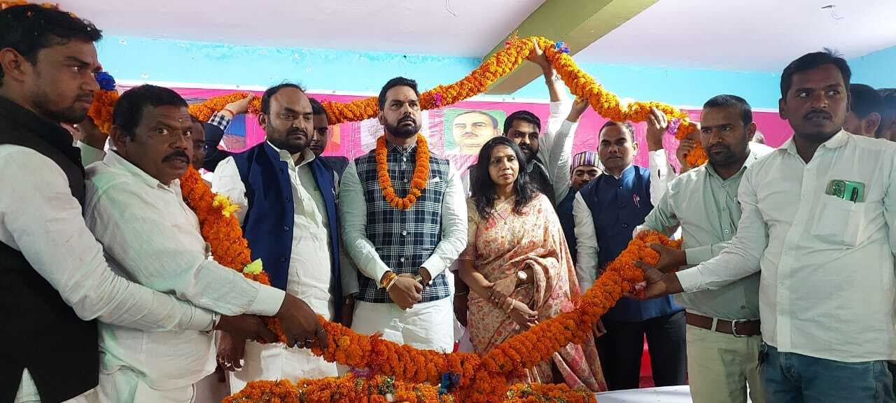 नौकरी के अवसर बनाने वाली पीढ़ी को करेंगे तैयार: निशिकांत सिन्हा