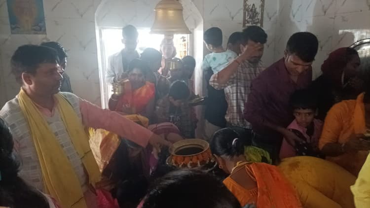 भूतनाथ मंदिर से निकली शिव की भव्य बारात, बड़ी संख्या में शामिल हुए श्रद्धालु