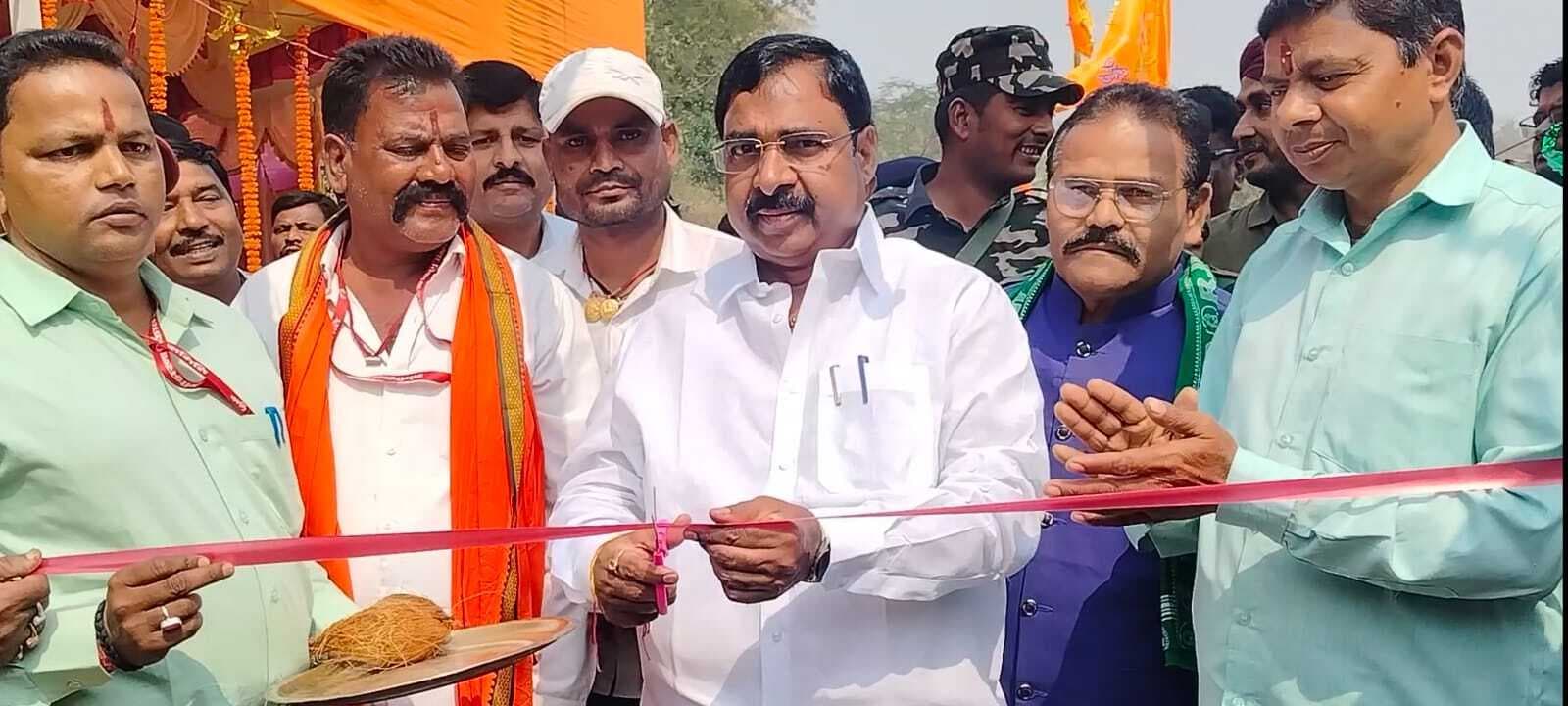 शिवभक्तों की अपार भीड़ की सेवा में प्रबंध समिति का योगदान सराहनीय : मंत्री