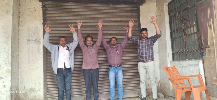 एसएफसी गोदाम बंद, बैरंग लौटे पीडीएस दुकानदार