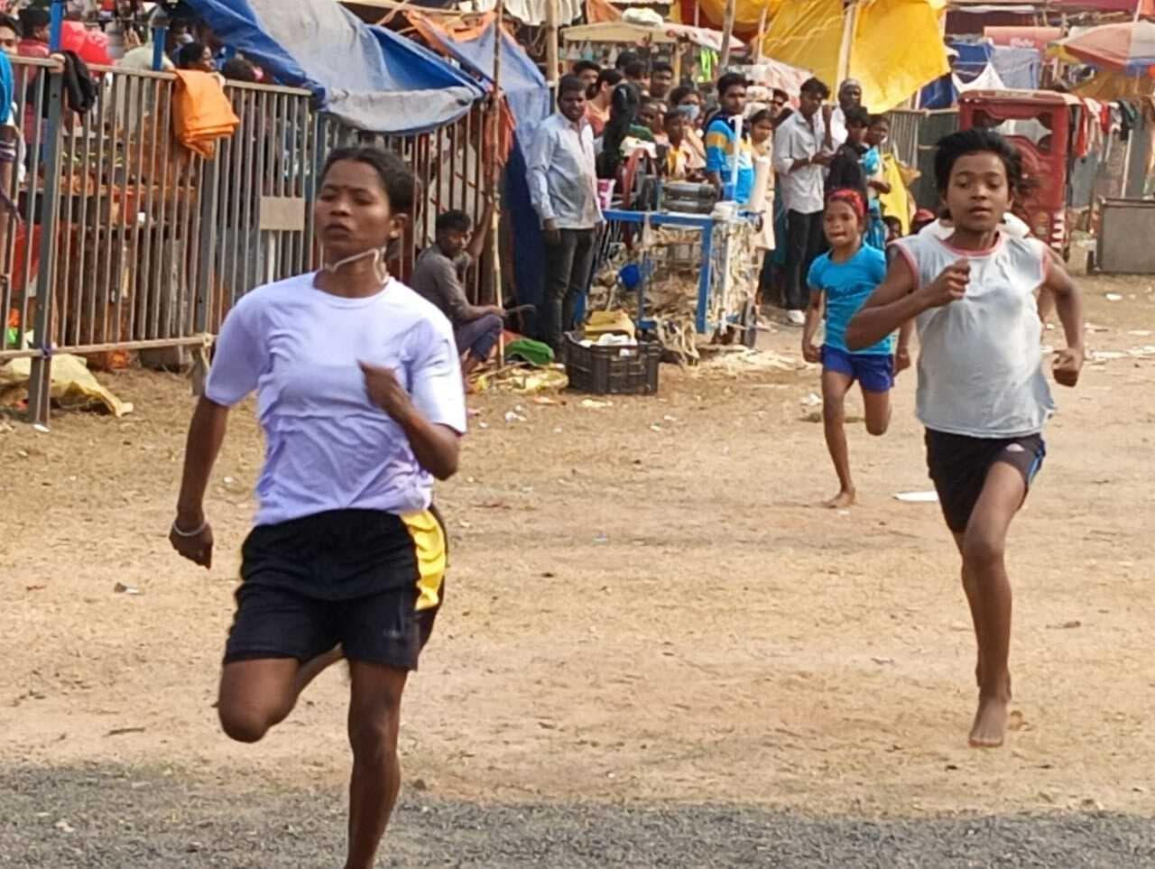 राजकीय जनजातीय हिजला मेला महोत्सव. 200 व 1500 मीटर दौड़ में पानो और दीपिका अव्वल