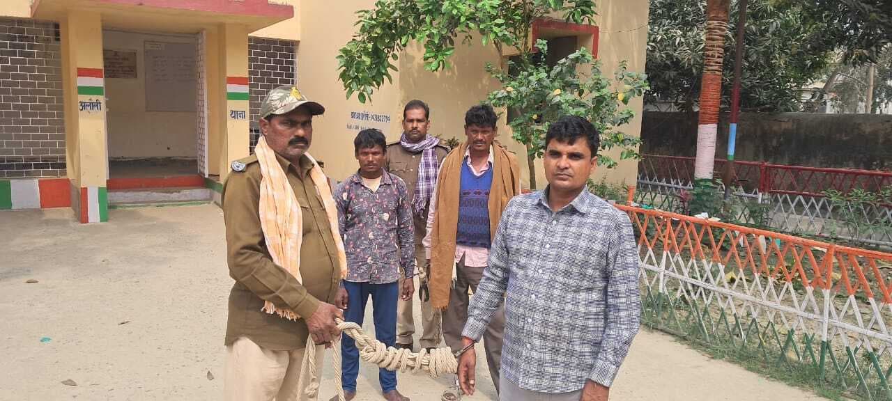 अपहरण मामले के आरोपित पूर्व मुखिया प्रतिनिधि सहित तीन गिरफ्तार