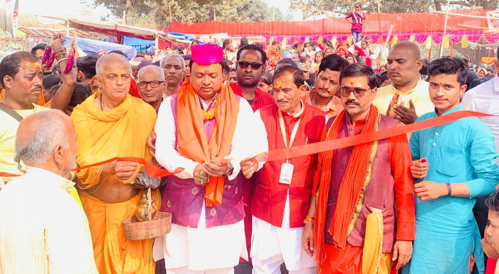 Madhubani News : महाशिवरात्रि पर्व पर भव्य मेला का उद्घाटन, शिव के जयकारा से भक्तिमय हुआ माहौल