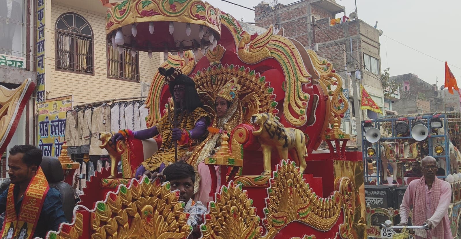 Madhubani News : महाशिवरात्रि पर कल्याणेश्वर मंदिर में श्रद्धालुओं की उमड़ी भीड़