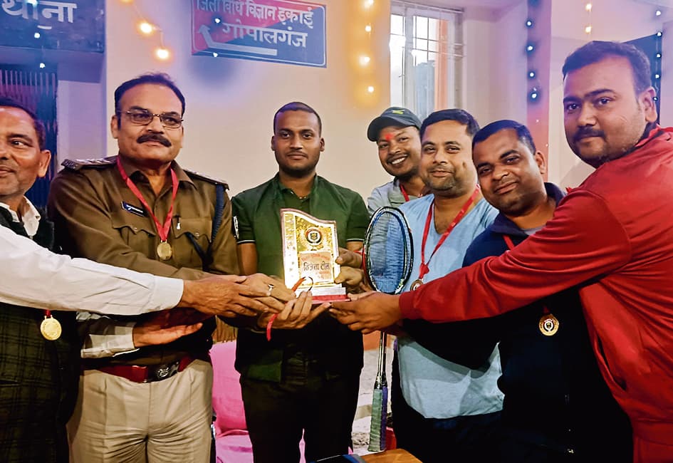 Gopalganj News  : खेलकूद से दिया साइबर सुरक्षा, नशामुक्ति व सड़क सुरक्षा के लिए जागरूकता का संदेश