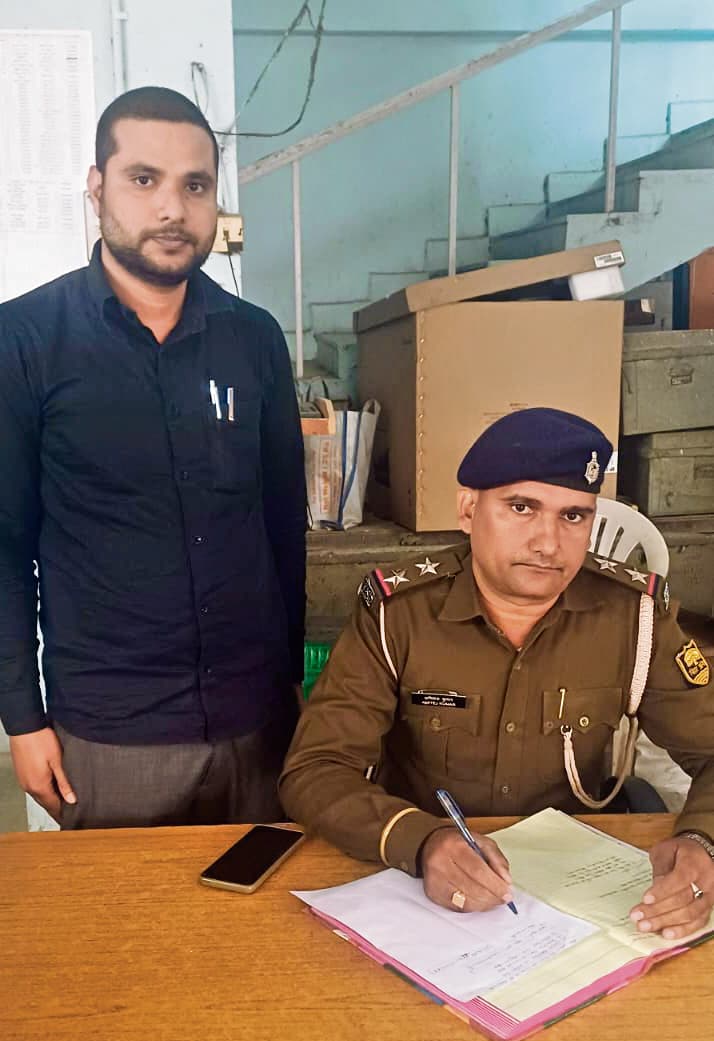 सरकारी कंबल बेचने जा रहा नाजिर गिरफ्तार