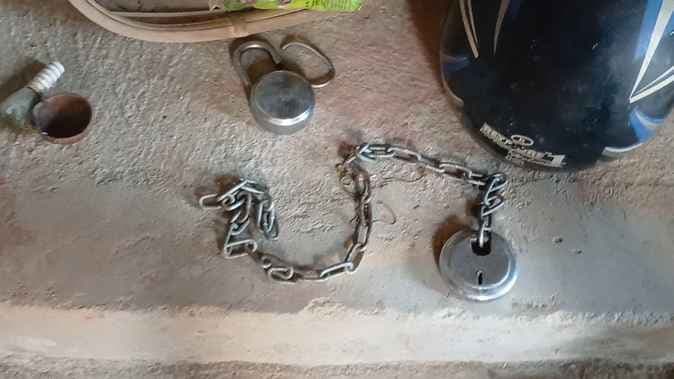 रामनगर में बंद घर का ताला काटकर चोरों ने की सबमर्सिबल चोरी