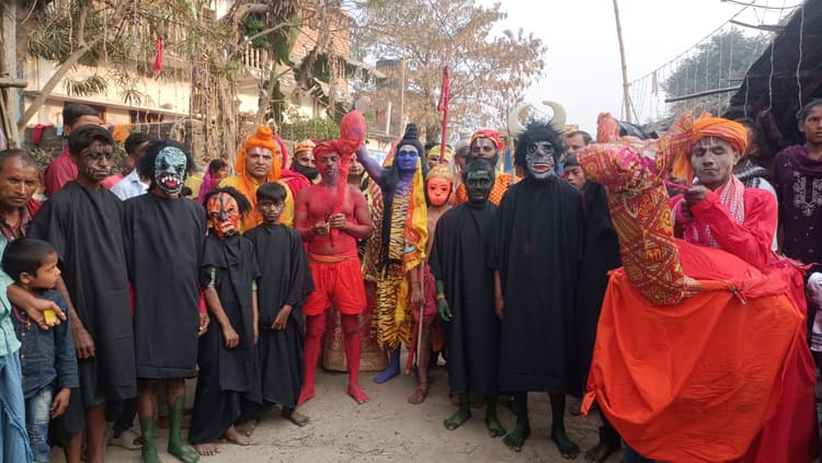 Mahashivratri:शिवाजीनगर के करियन में निकाली गई शिव बारात