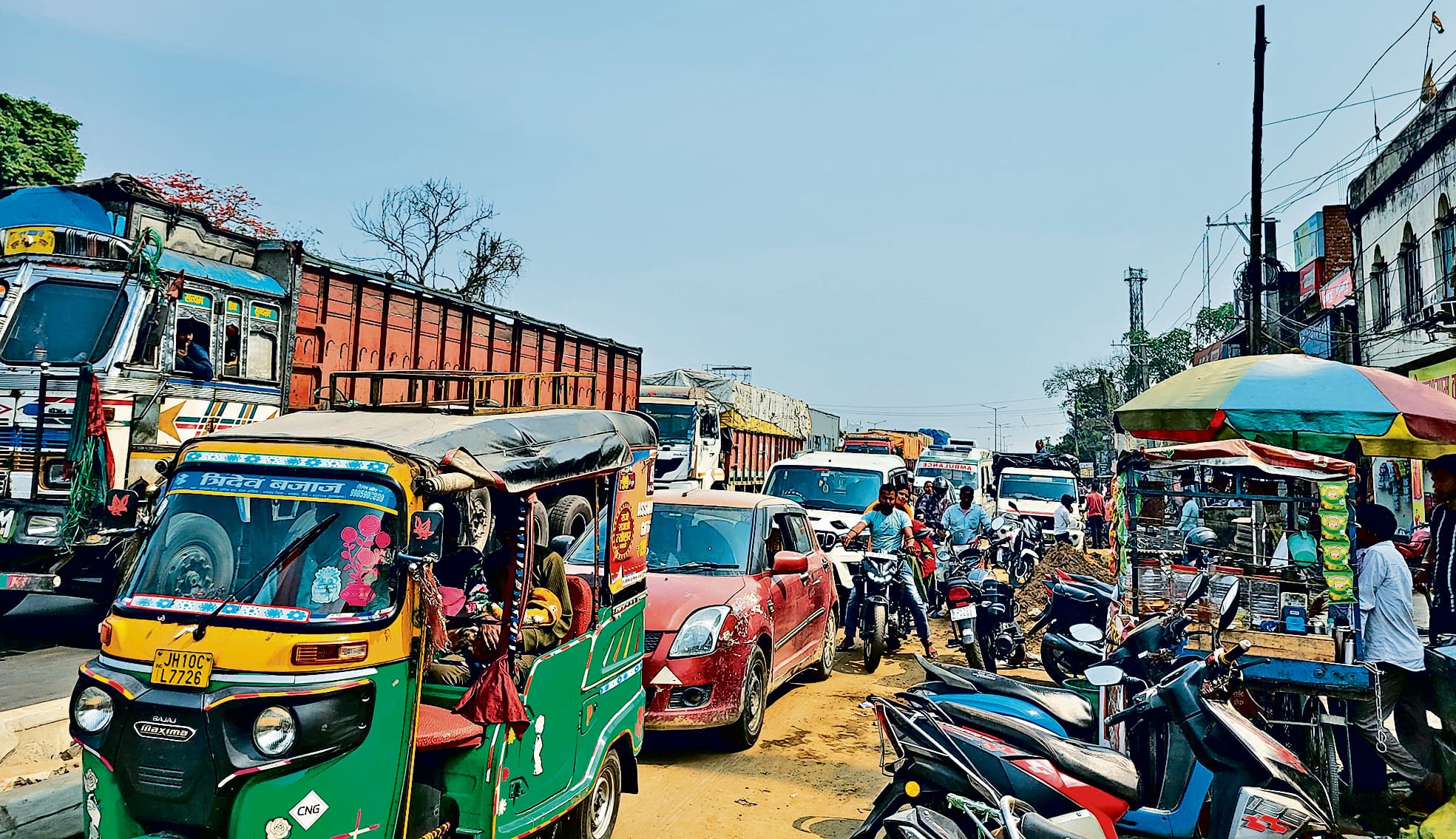 Dhanbad news: गोविंदपुर में जीटी रोड पर रोज लग रहा जाम, लोग परेशान
